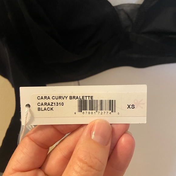 2 Cosabella bras XS - Picture 6 of 11